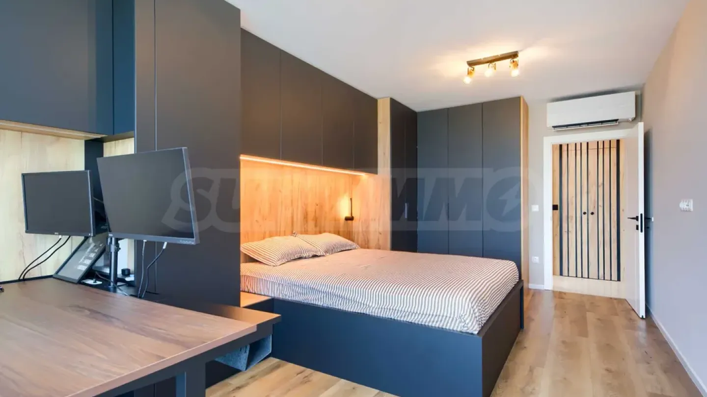Luxury 3BR Apartment - Sofia, New Bldg - Image 1