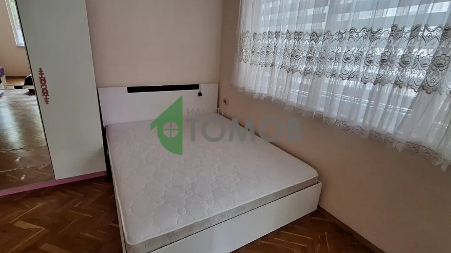 Spacious Fully Furnished 3-Bedroom Apartment in Old Town, Stara Zagora - Image 3
