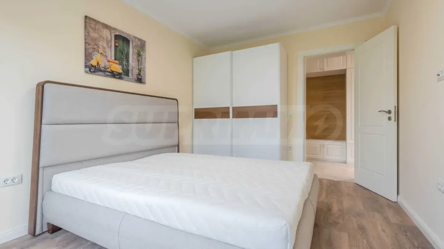 Spacious, Fully Furnished Apartment in Varna's Heart. - Image 5