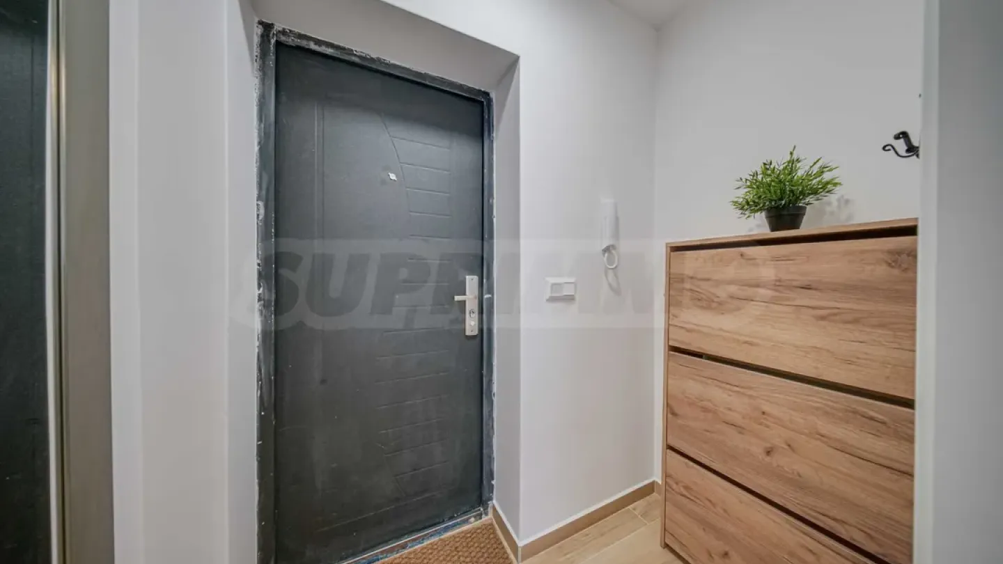Spacious, Furnished Apartment with Terrace in Sofia's Izgrev Area - Image 5