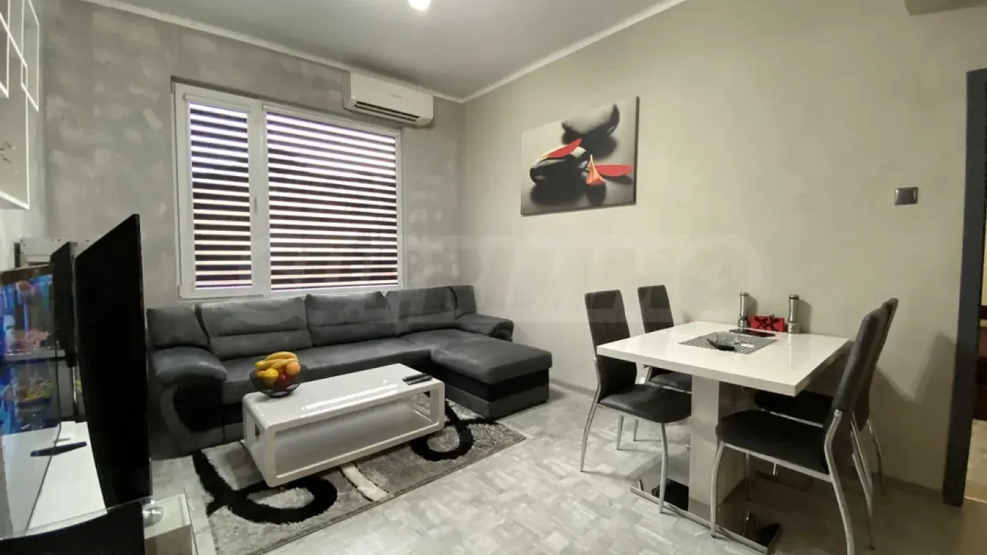 Spacious, Fully Furnished Apartment Near Bulgaria Hotel, Burgas - Image 3