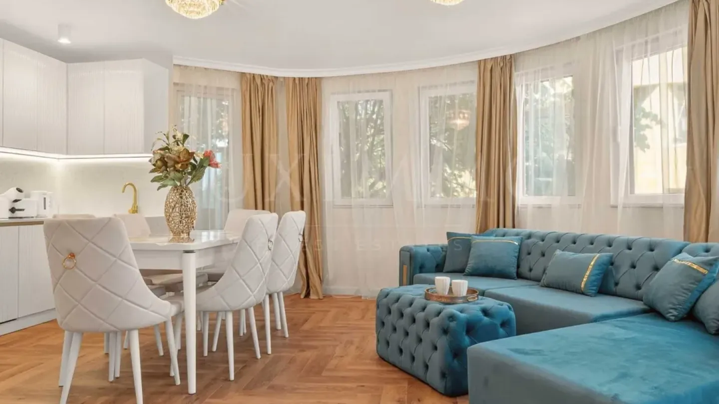 Luxury Apartment Near Cherno More Hotel, Varna - Image 3