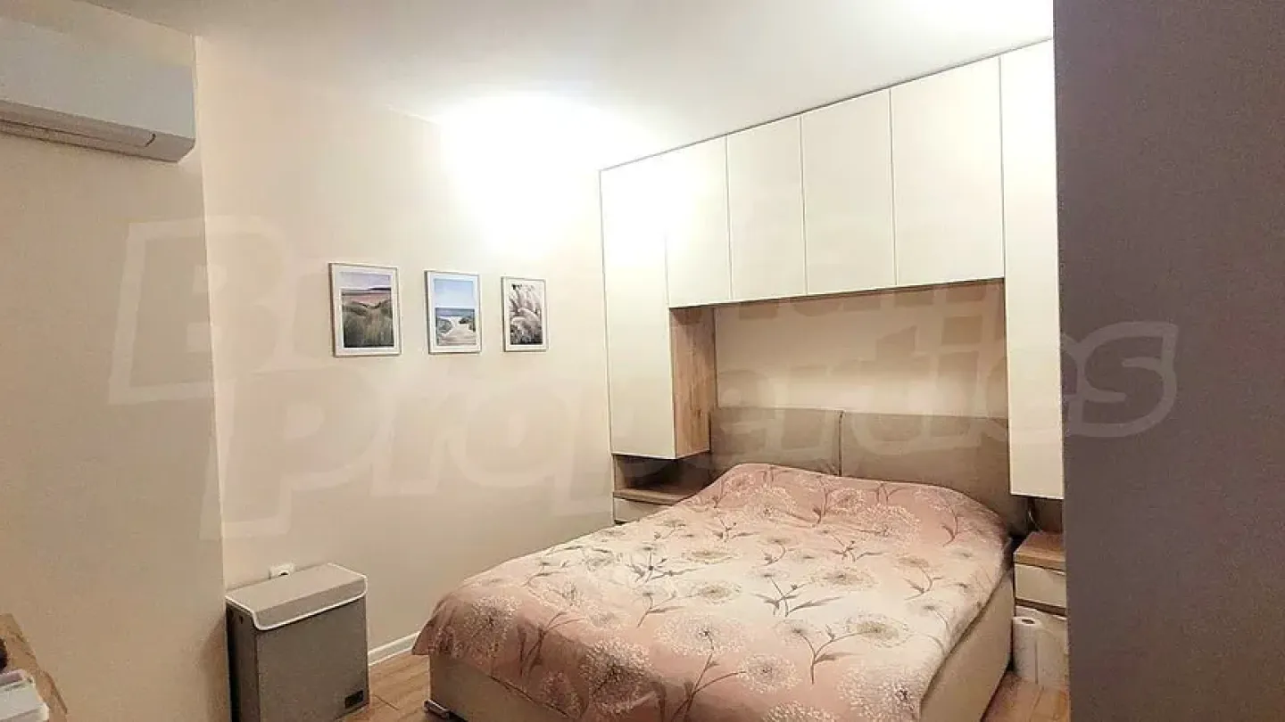 Stylish 1-Bedroom Apartment Near Mall Galeria, Stara Zagora - Image 2