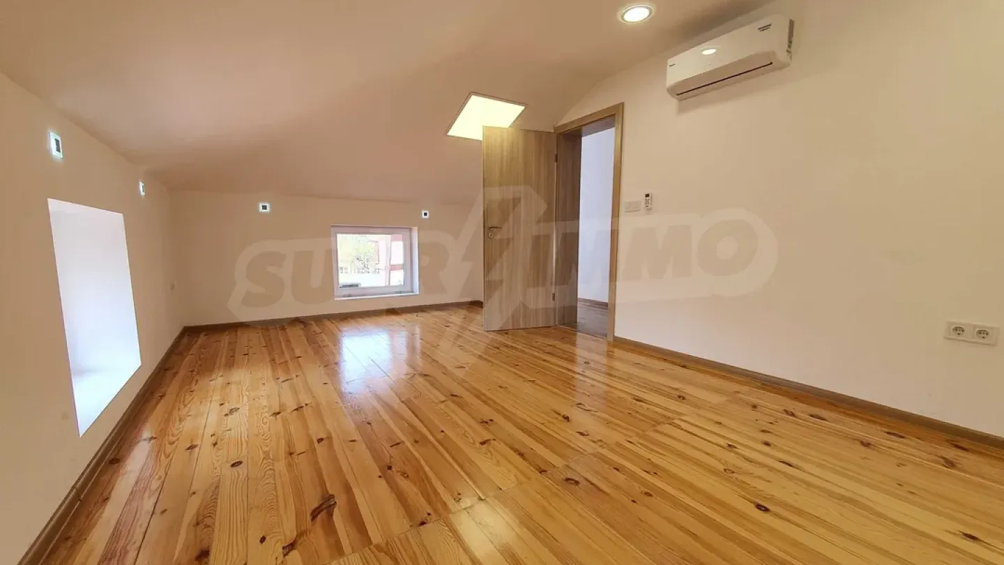 Spacious House in Plovdiv Center Near Dondukova Garden - 4 Bedrooms - Image 5
