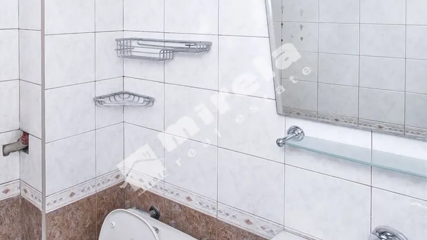 Spacious Fully Furnished House in Varna City Center. - Image 5