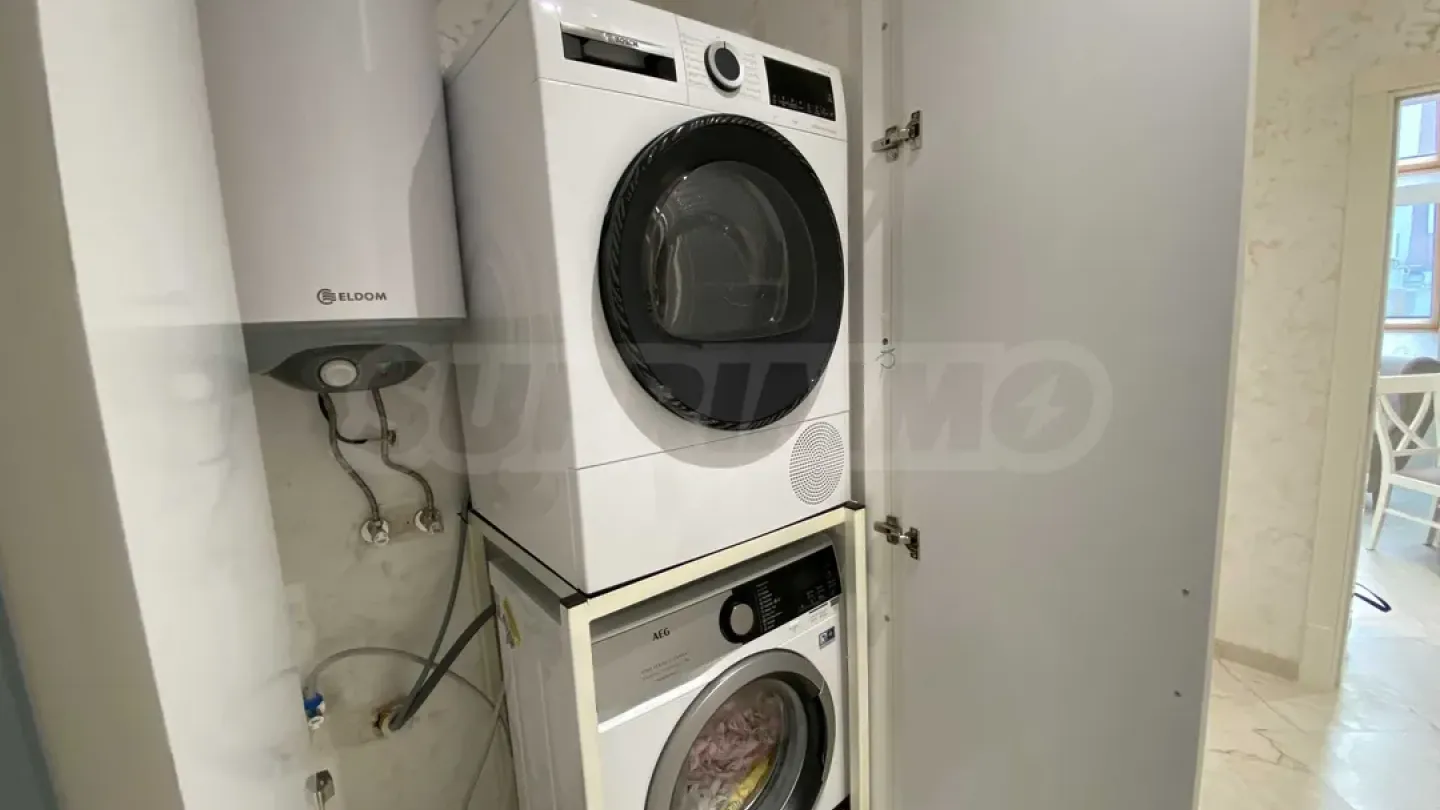 Stylish Fully Furnished Apartment in Central Varna - 60m² - Image 5