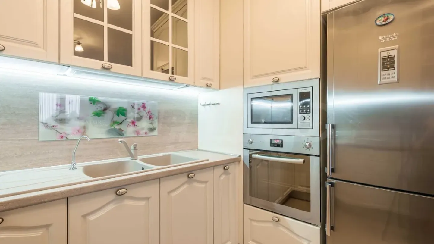 Luxury Varna Apartment - Sea Garden Gem - Image 4