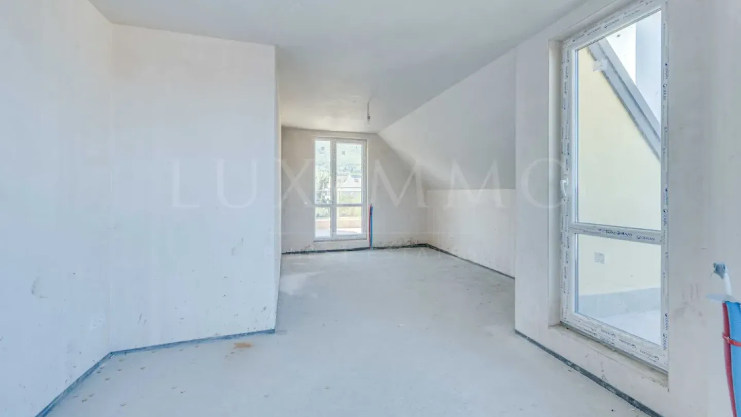 Spacious Apartment with Vitosha Mountain Views - Image 3