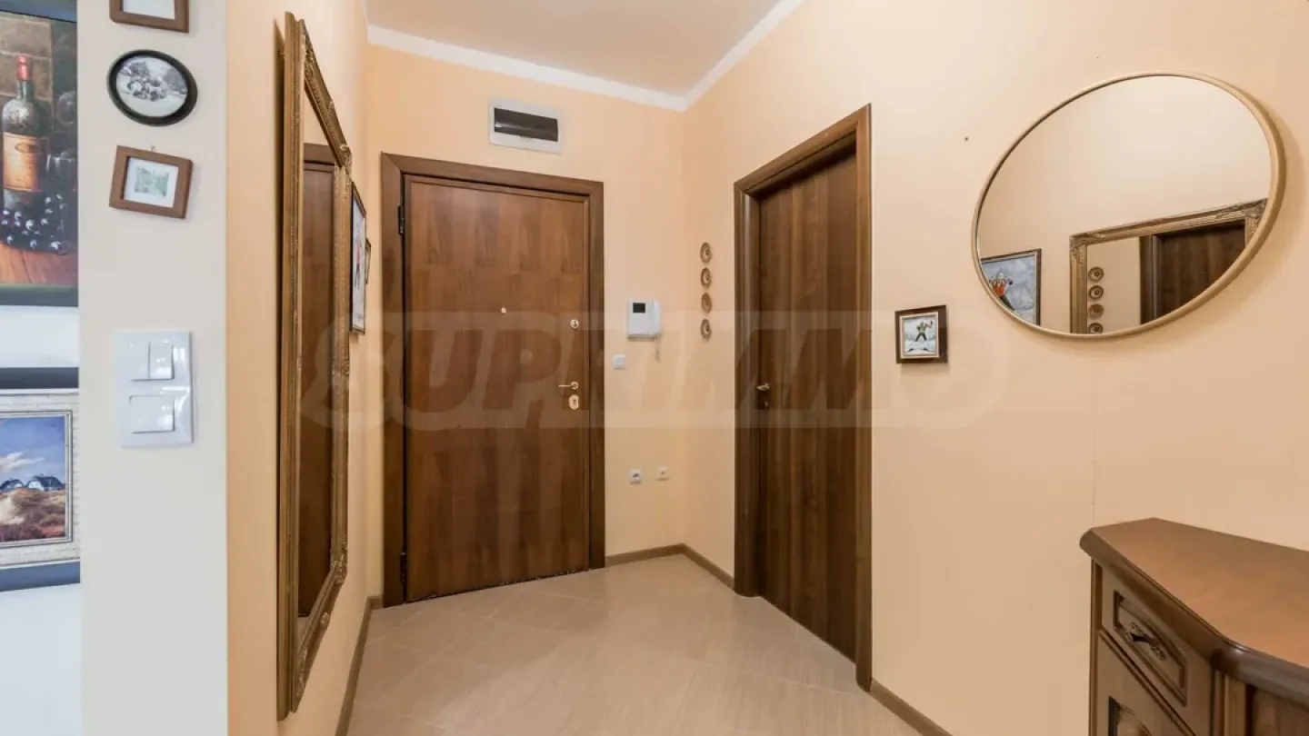 Luxury Varna Apartment - Sea Garden Gem - Image 5