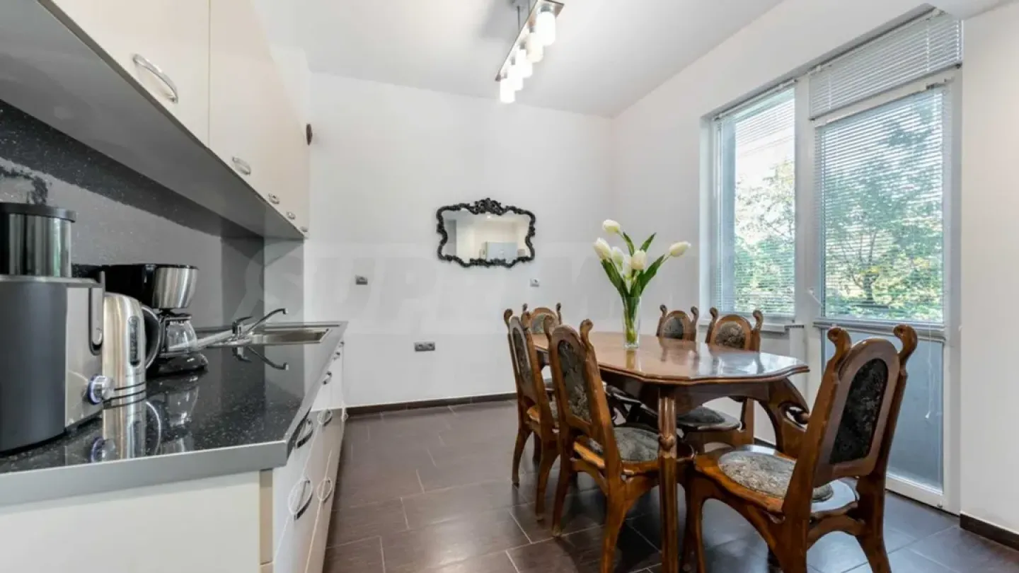 Apartment for rent in Varna - Image 4