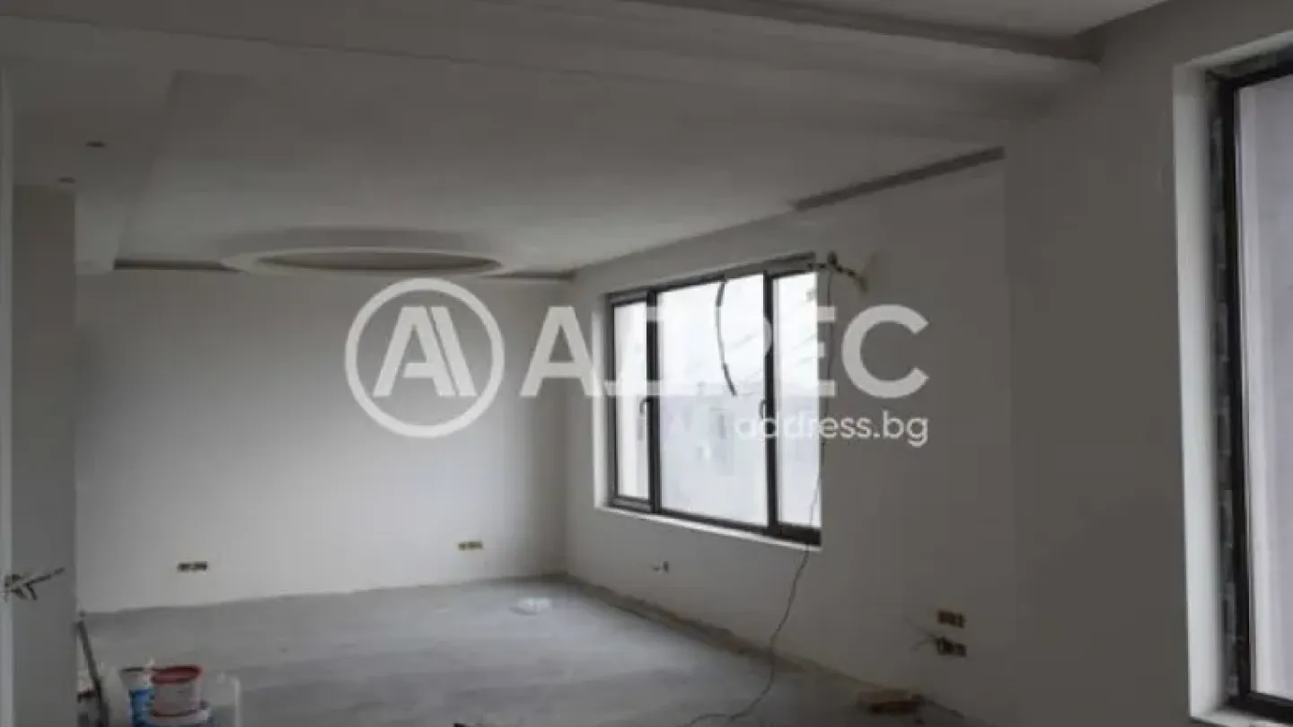 Spacious Villa with Sea Views - 6 Bedrooms, Varna, Bulgaria - Image 1
