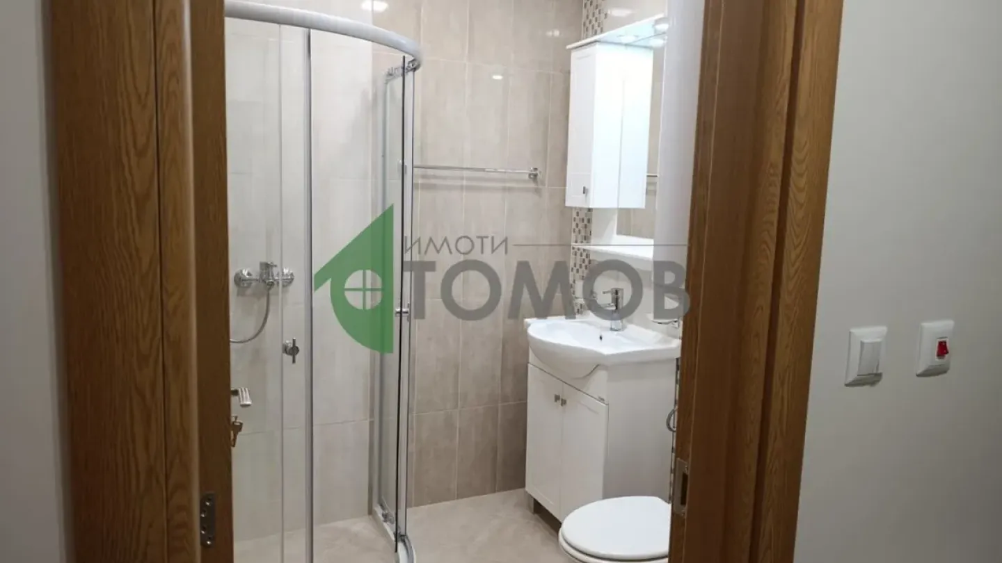 Stylish Fully Furnished 2-Bedroom Apartment in Stara Zagora - Image 1