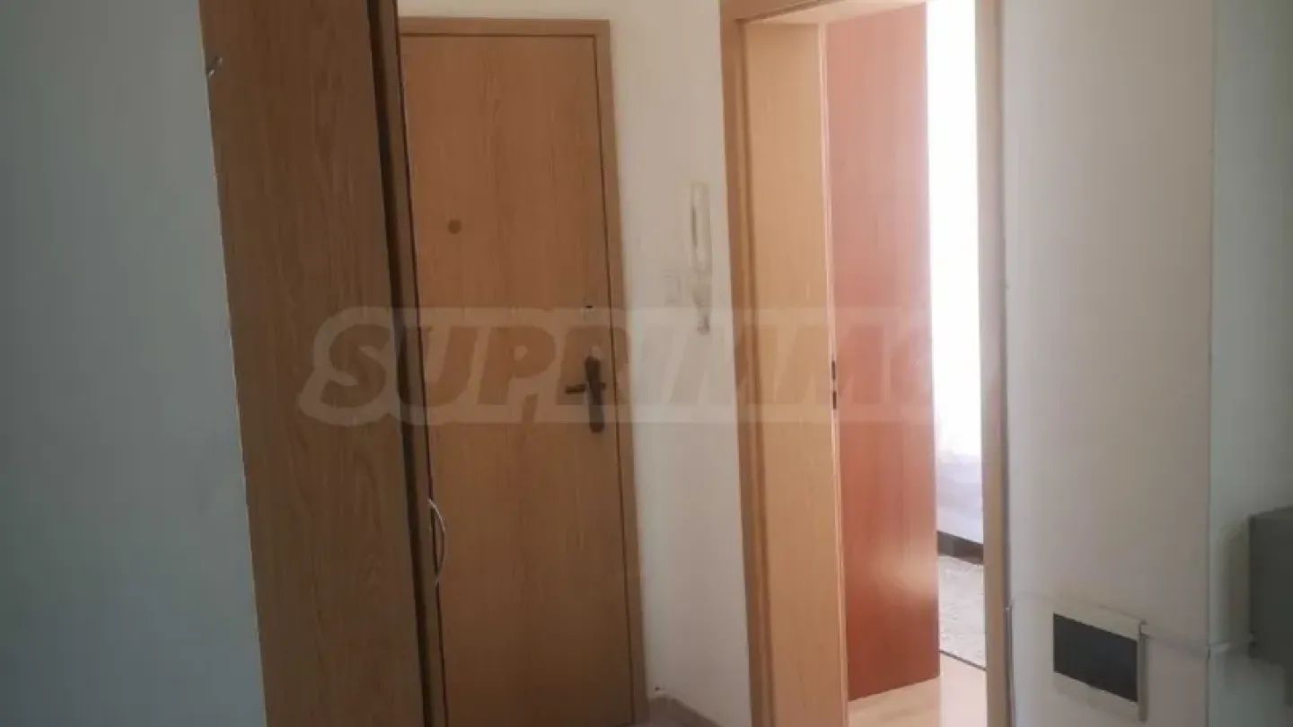 Panoramic 3+1 Apartment - Varna Center - Image 2