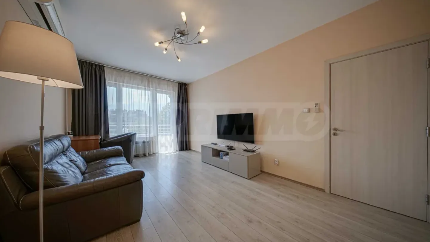 Spacious, Fully Furnished Apartment in Sofia's Quiet Lozhnets District - Image 2