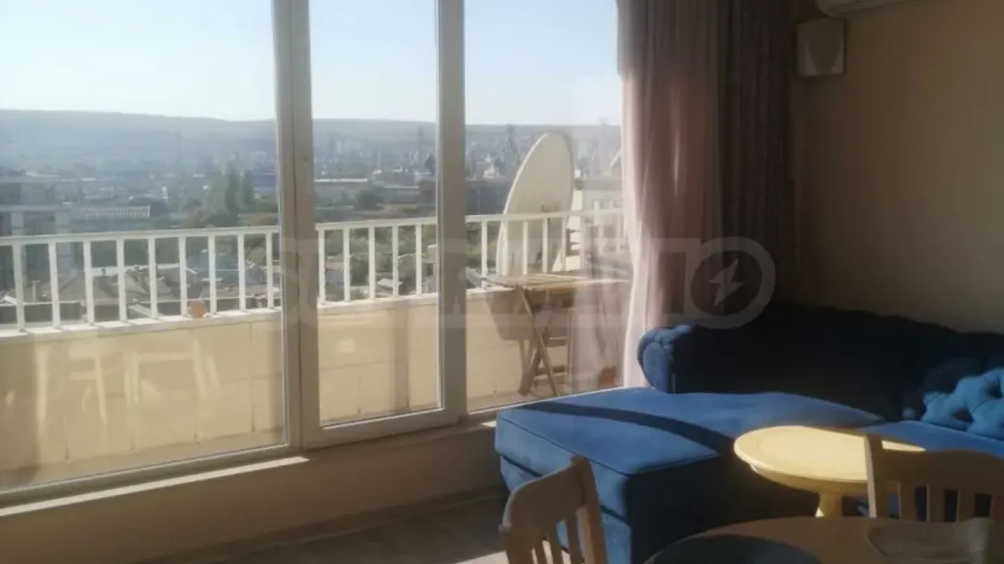 Panoramic 3+1 Apartment - Varna Center - Image 1