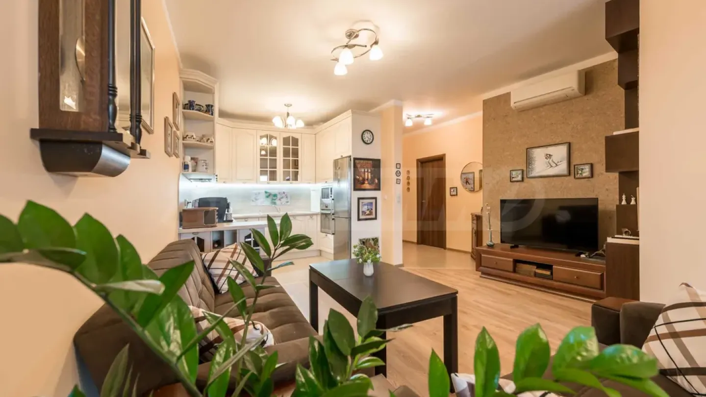 Stylish Varna Apartment with Sea Views - New! - Image 4