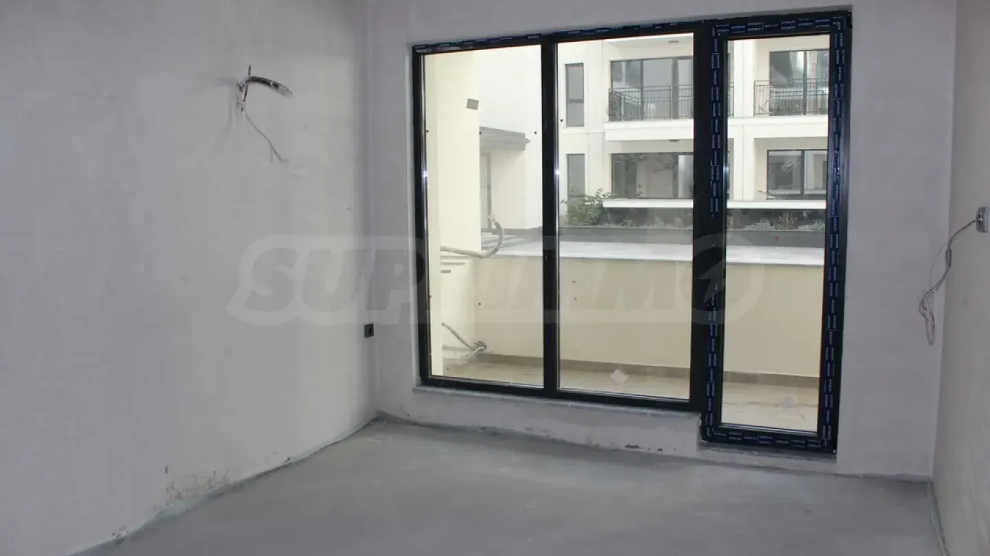 Spacious 1-Bedroom Apartment in Plovdiv City Center - Image 5