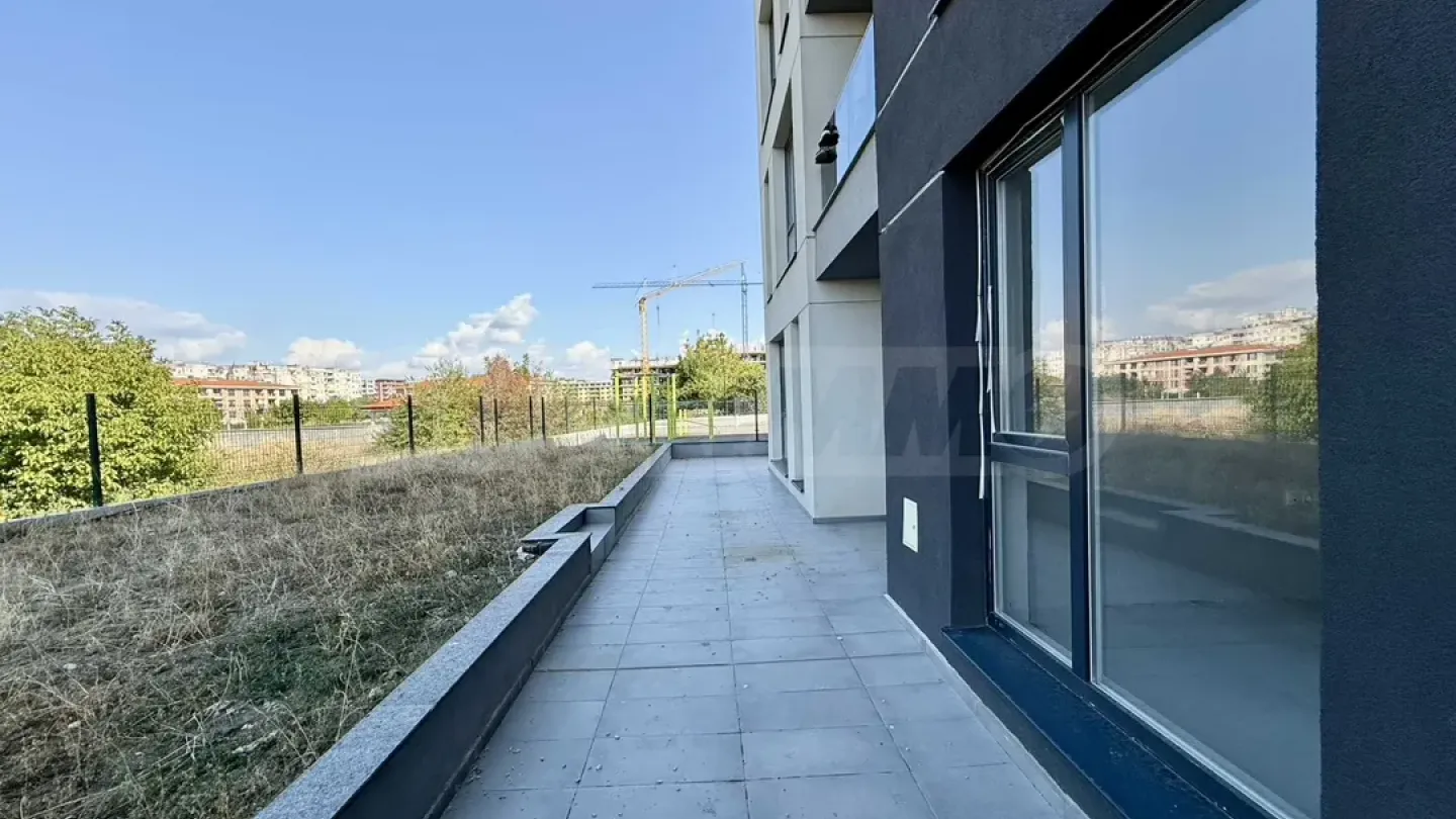 Spacious Plovdiv Apartment with Large Terrace - Image 3