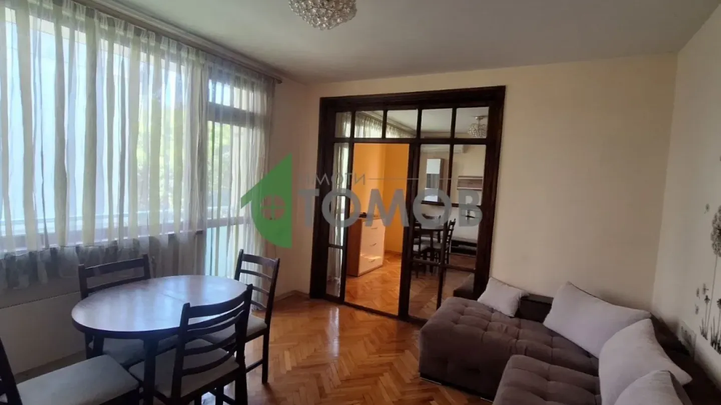 Spacious Three-Bedroom Apartment in Central Stara Zagora for Sale - Image 1