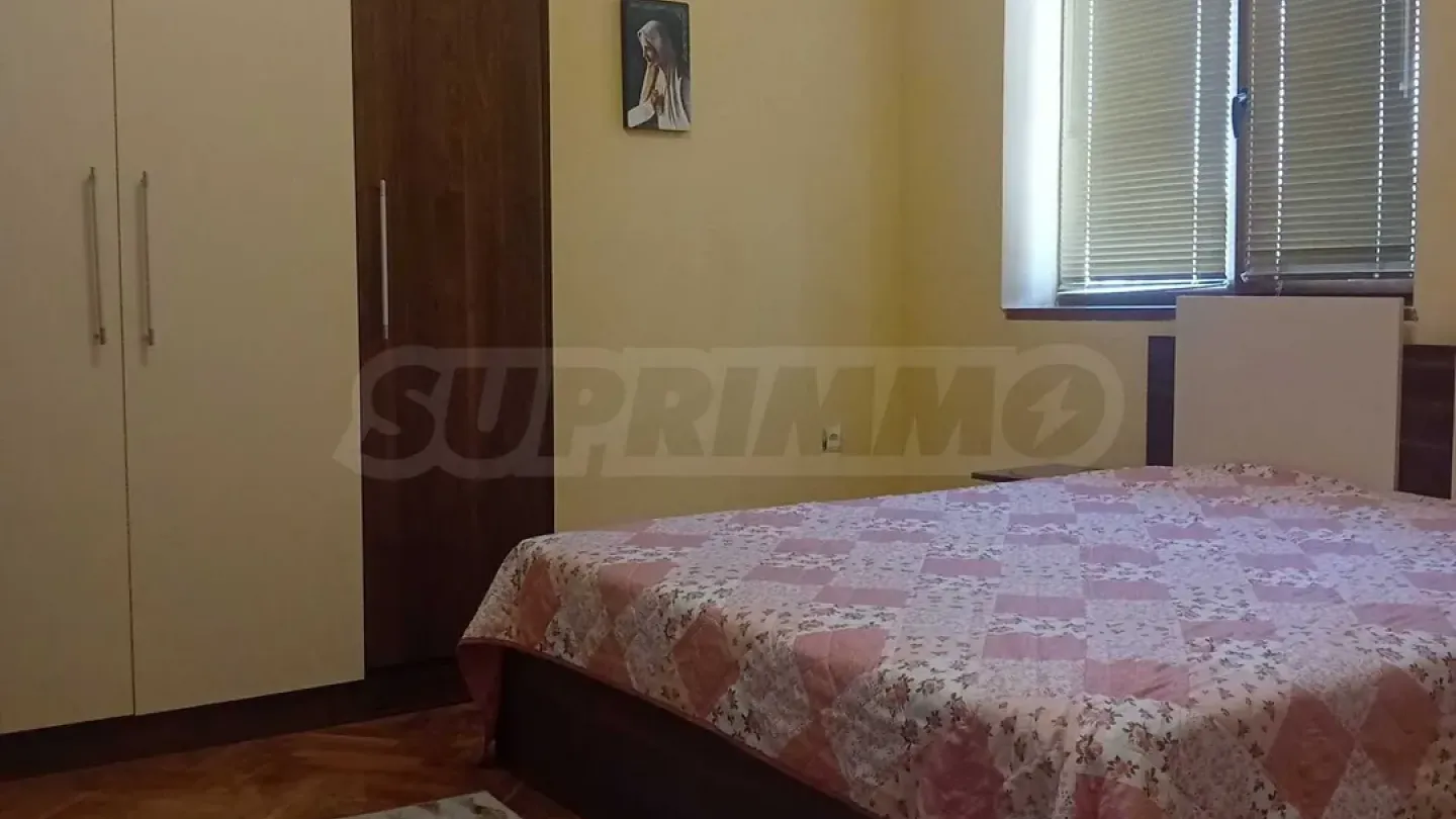Stylish Fully Furnished 1-Bedroom Apartment in Burgas Center - Image 5
