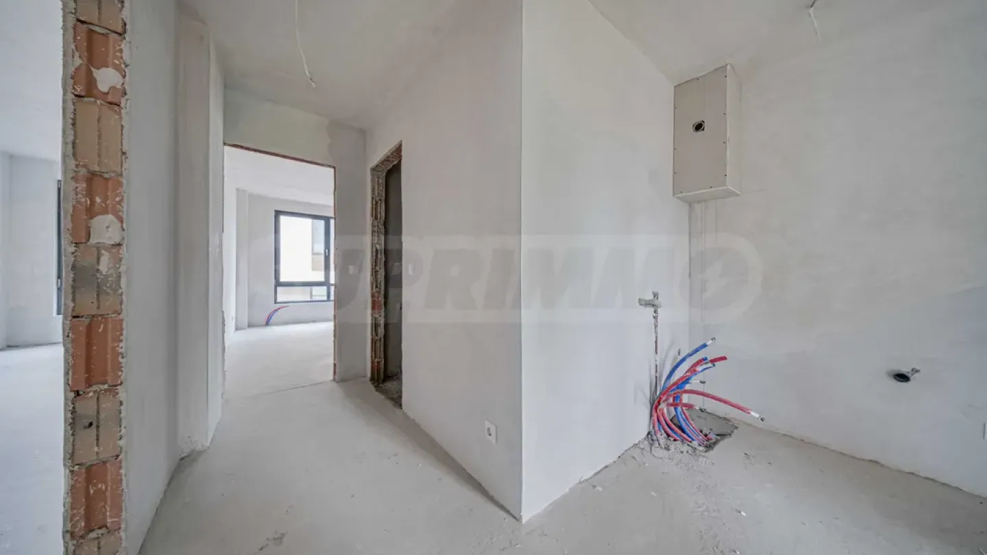 Spacious 2-Bedroom Flat in Sofia, Bulgaria - Image 1