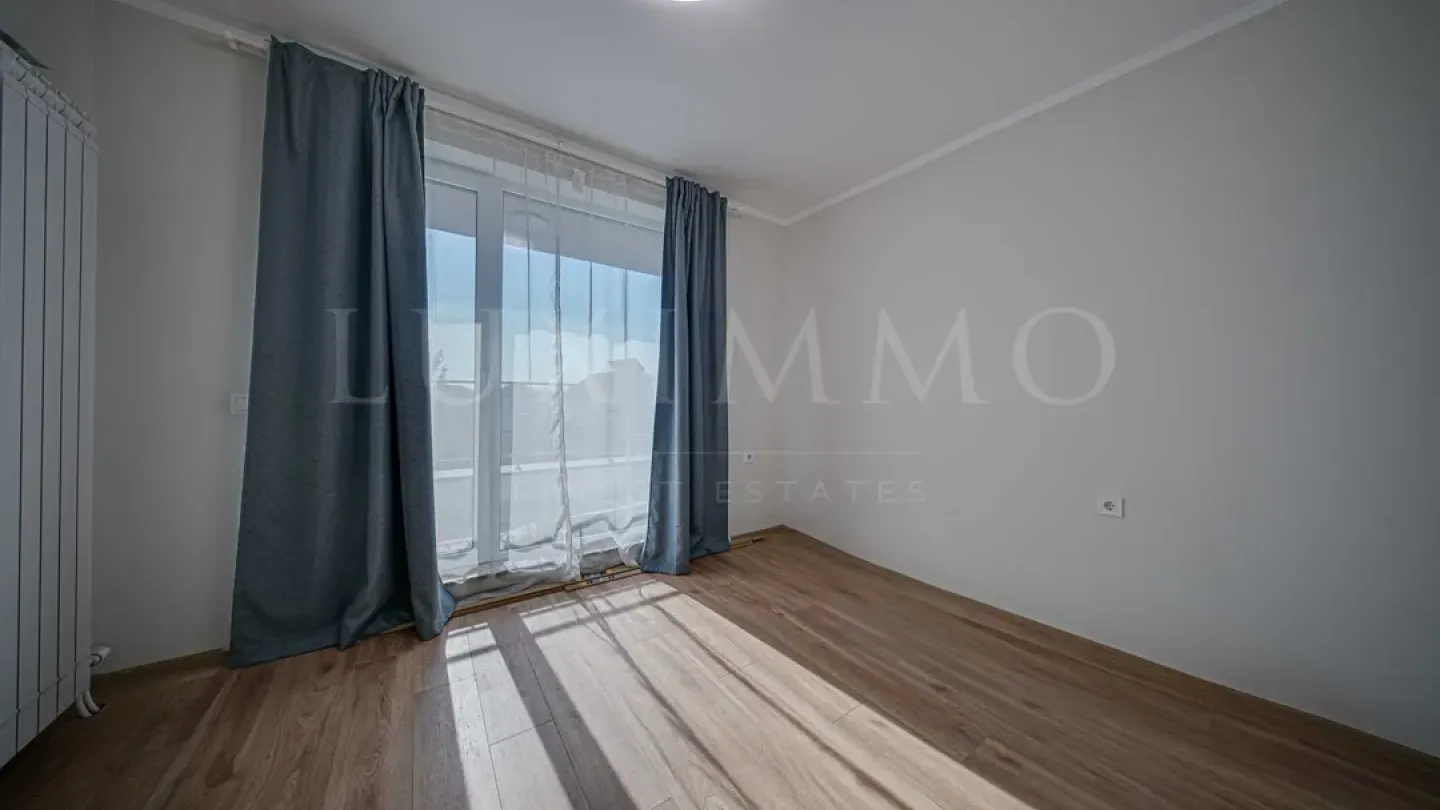 Spacious Fully Furnished Apartment in Sofia's Slatina Quarter - Image 2