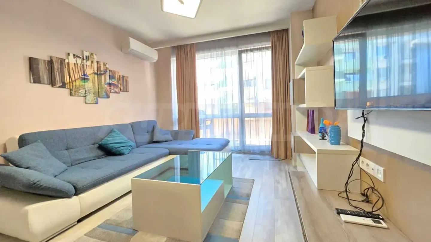 Stylish Fully Furnished Apartment Near Plovdiv City Center - Image 2