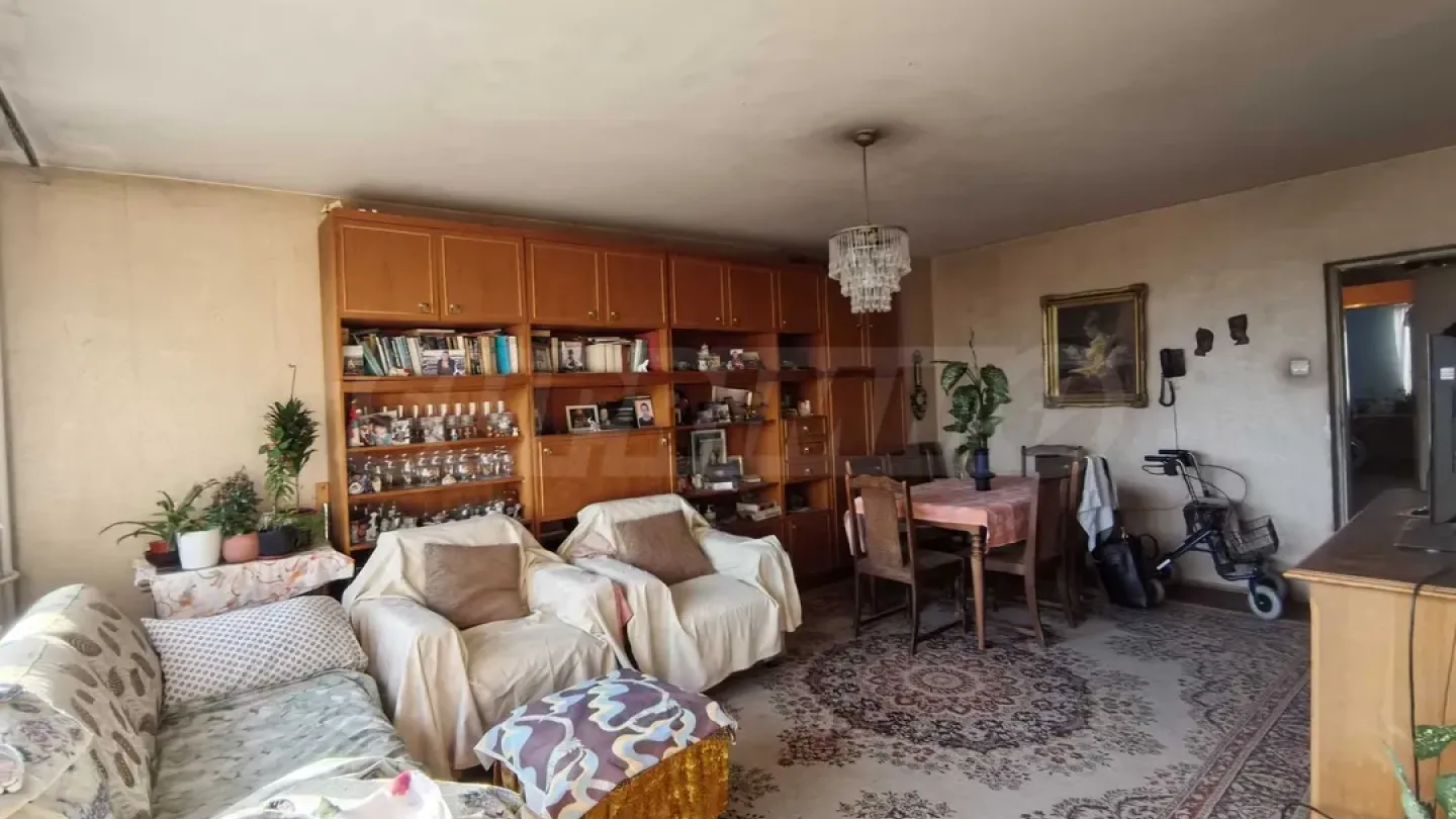 Spacious 2-Bedroom Apartment Near Park "Geo Milev" - Image 3