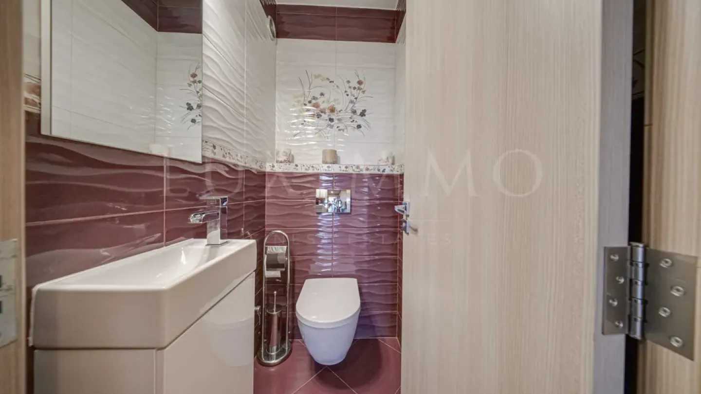 Spacious, Fully Furnished 2-Bedroom Apartment in Manastirski Livadi - Image 2