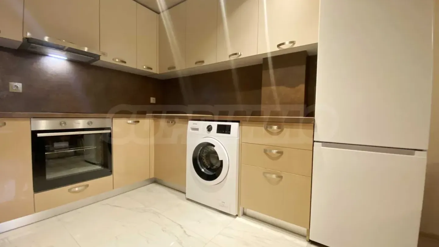 Stylish 2-Bedroom Apartment in Plovdiv's Kyuchuk Paris District - Image 1