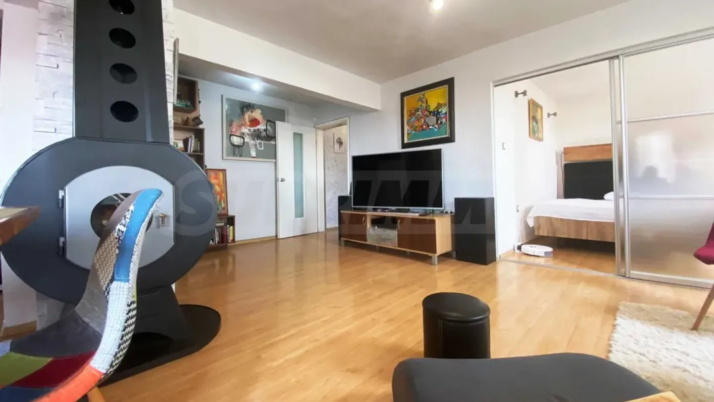 Spacious, Fully Furnished Apartment in Plovdiv, Bulgaria - Image 5