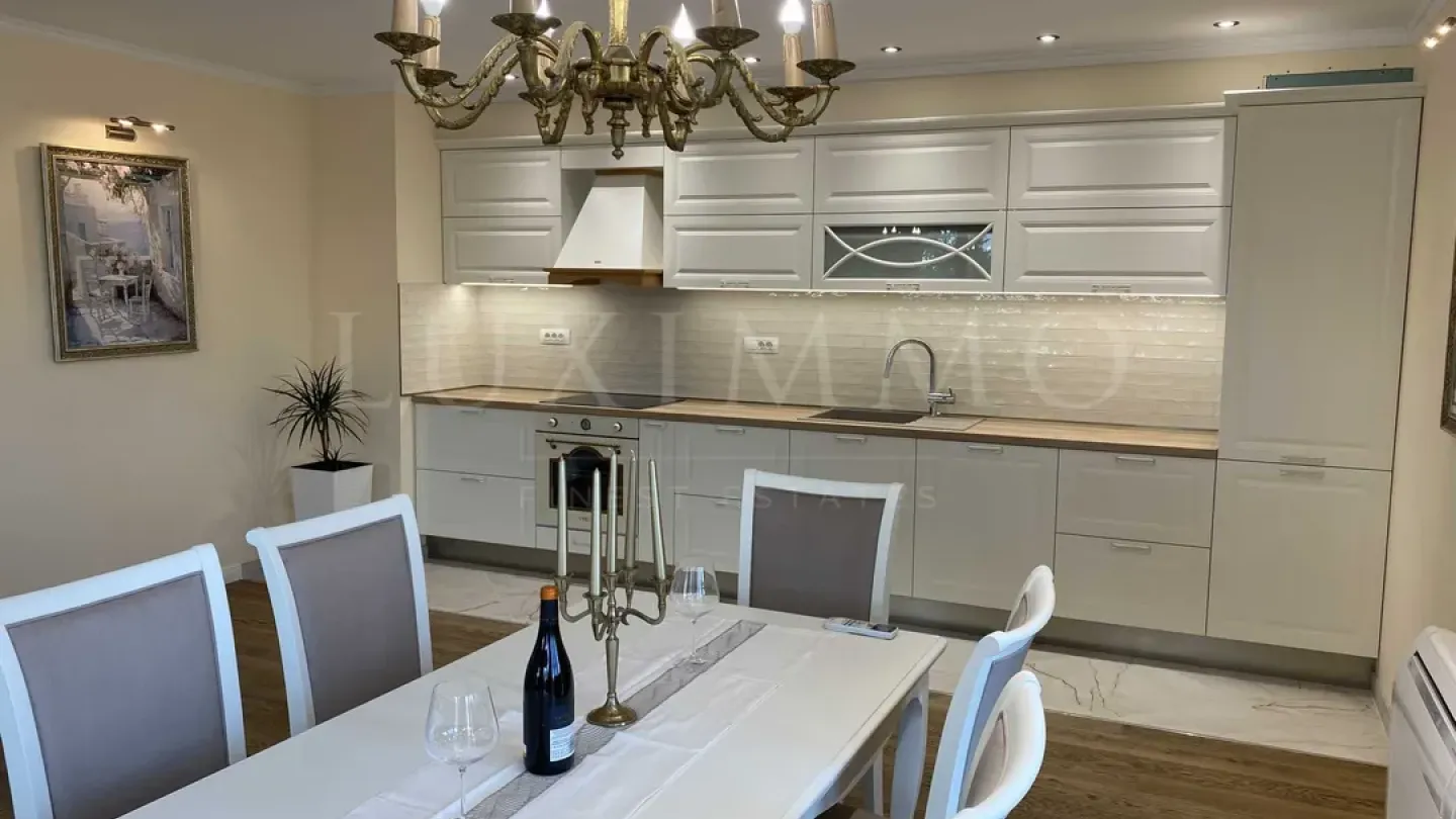 Spacious, Fully Furnished 2-Bed Apartment in Varna's Heart - Image 3