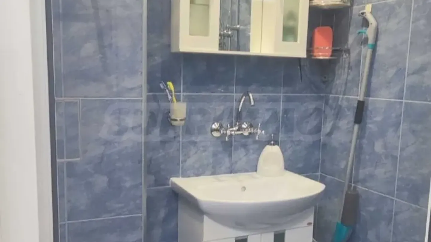 Apartment for sale in Burgas - Image 2