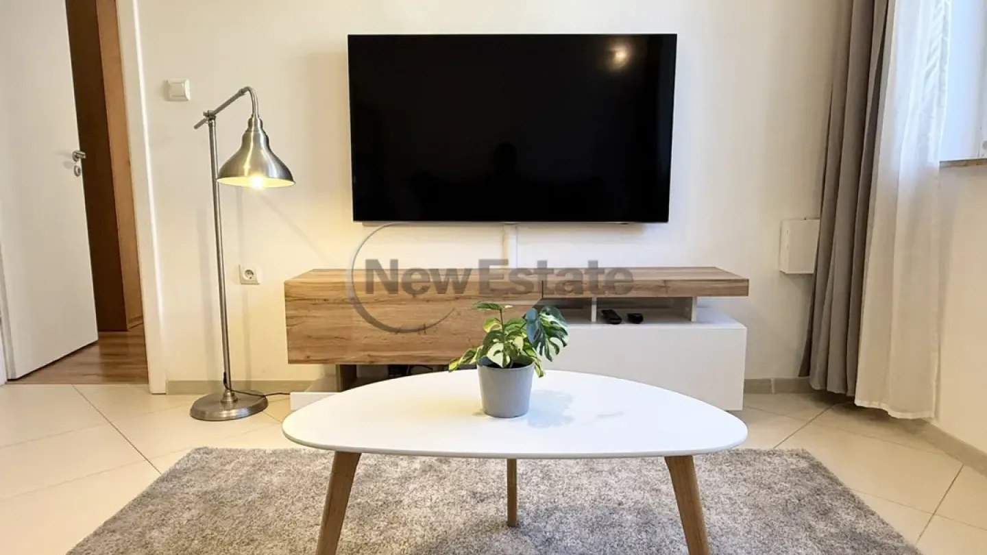 Stylish 1 Bed Apartment in Central Sofia - Fully Furnished - Image 3