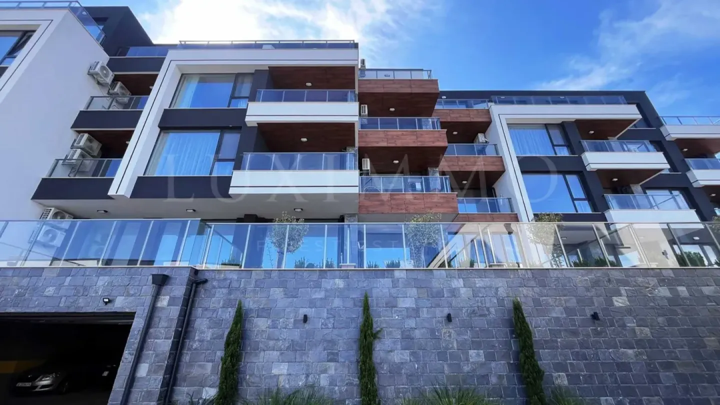 Stylish One-Bedroom Apartment Near Beach in Kraymorie, Burgas - Image 5