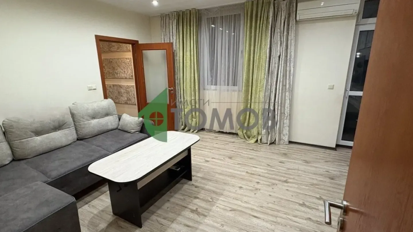 Spacious 3-Bedroom Apartment in Stara Zagora, Bulgaria - Image 5