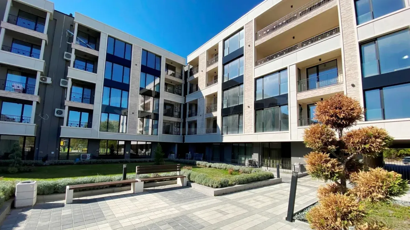 Spacious Plovdiv Apartment with Stunning Views - Image 5