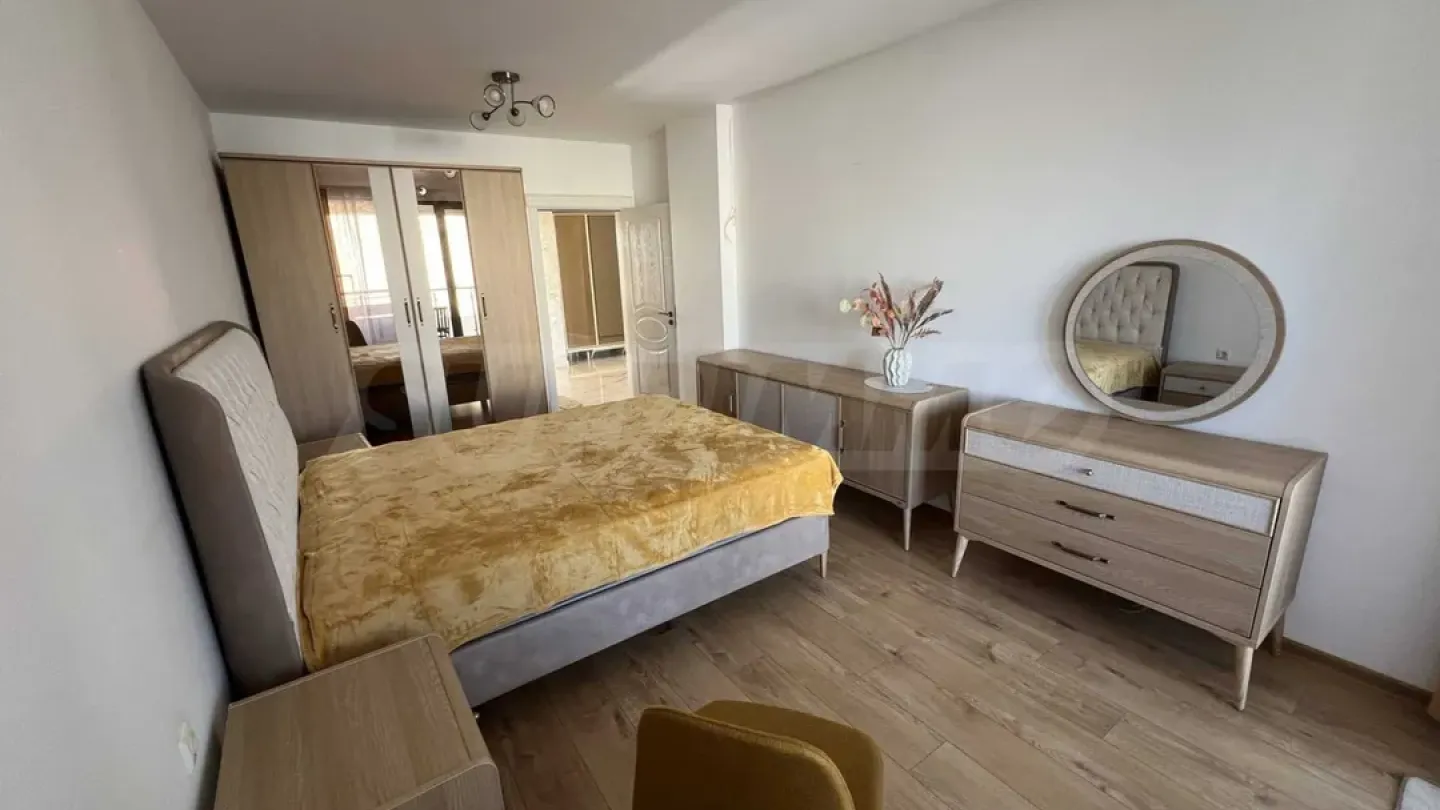 Luxury Varna Apartment with Parking - 150m2 - Image 3