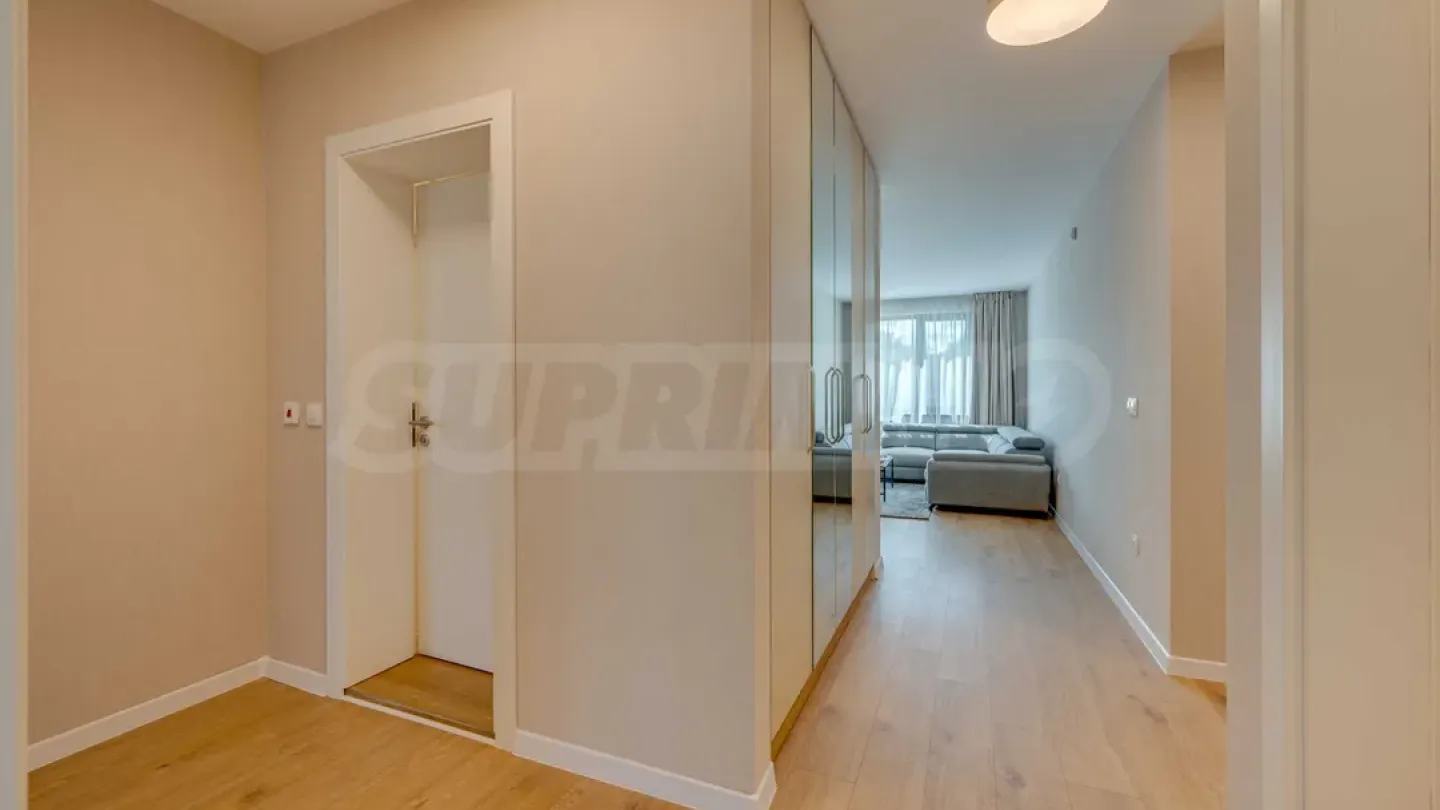 Spacious, New Apartment w/ Garage - Sofia - Image 3