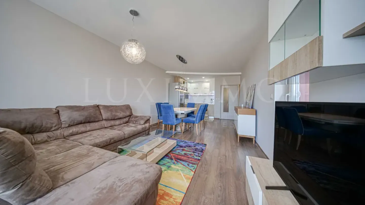 Spacious, Fully Furnished 2-Bedroom Apartment in Manastirski Livadi - Image 1