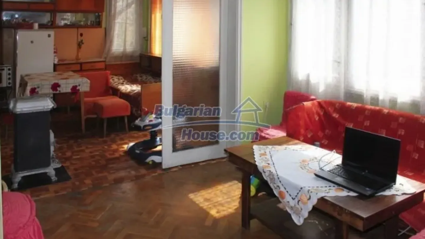 Spacious Stara Zagora Home: 230m² – Central Location - Image 5