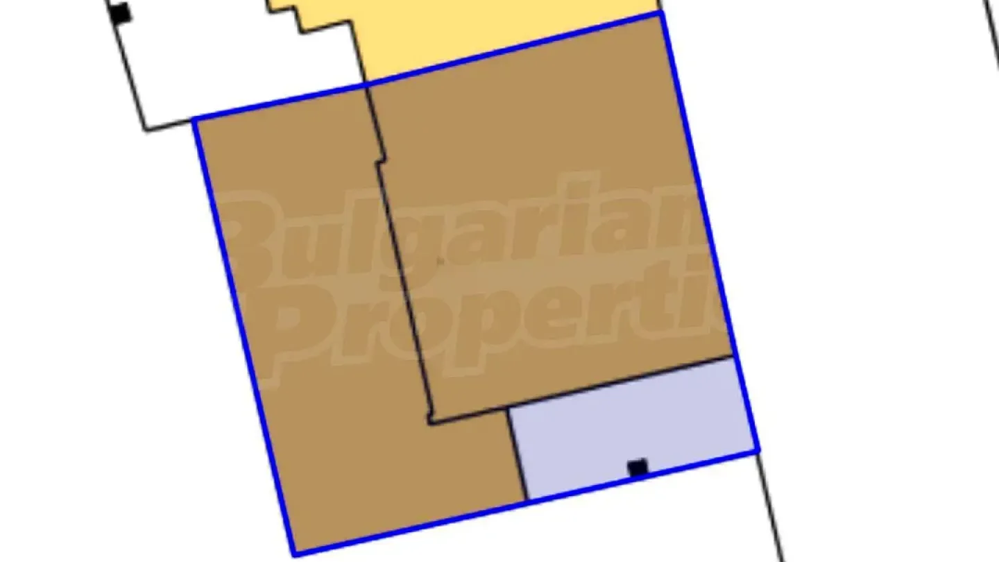 Spacious Brick House in Stara Zagora Center – 2 Bedrooms - Image 1