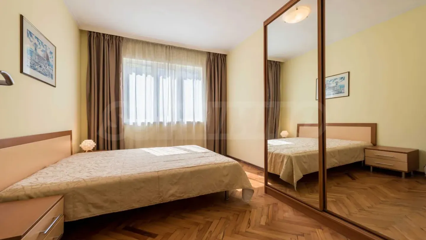 Spacious, Fully Furnished Apartment Near Varna Sports Hall - Image 4