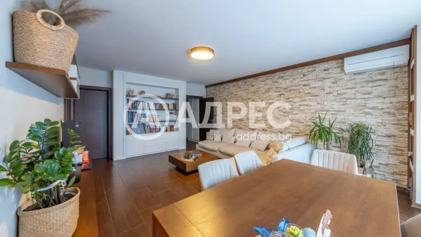 Spacious, Fully Furnished Panorama Apartment in Varna’s Brzyaq District for Sale - Image 1