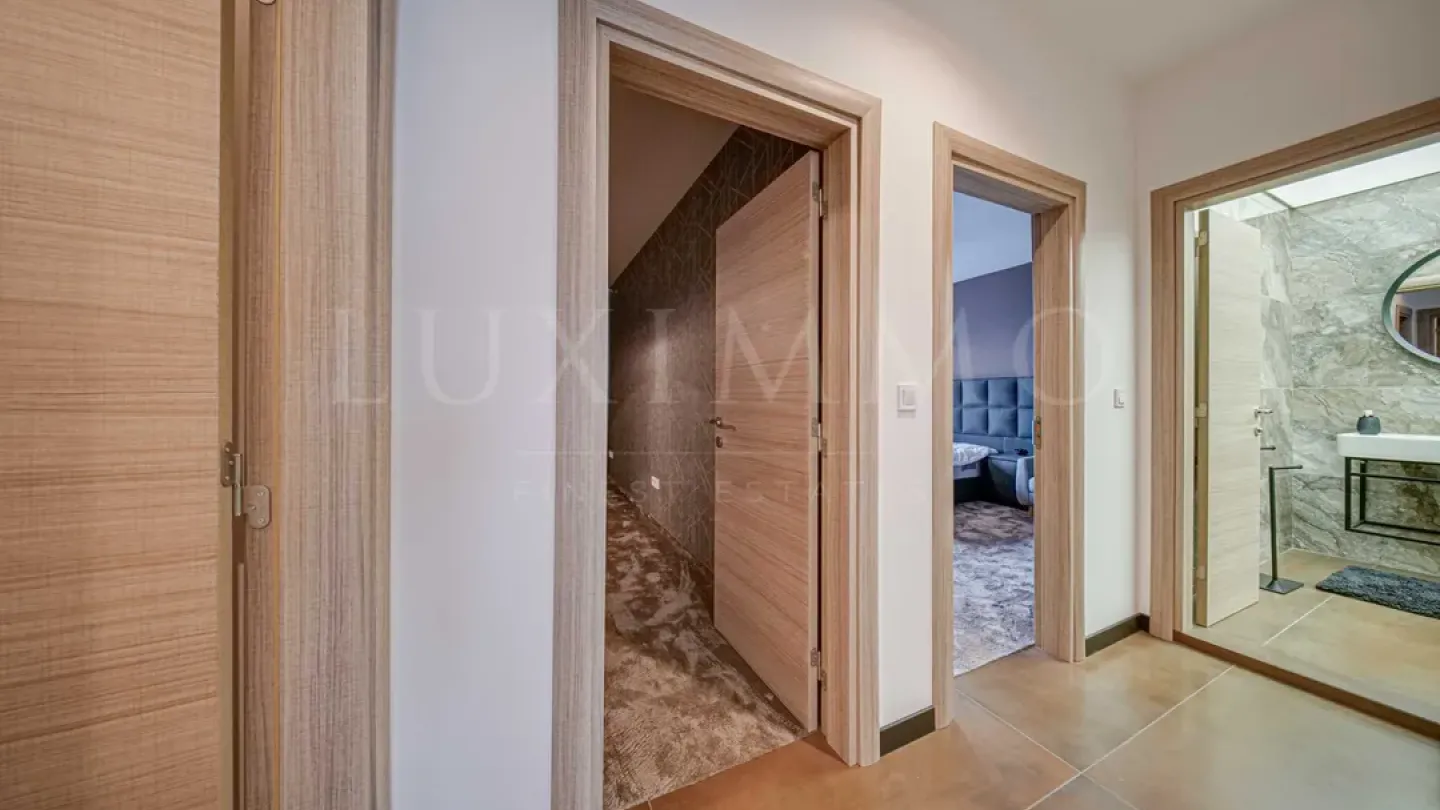 Spacious Fully Furnished Apartment with Mountain Views in Sofia - Image 5