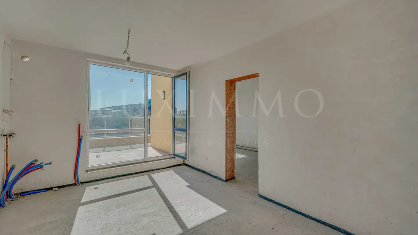 Spacious Apartment with Vitosha Mountain Views - Image 4