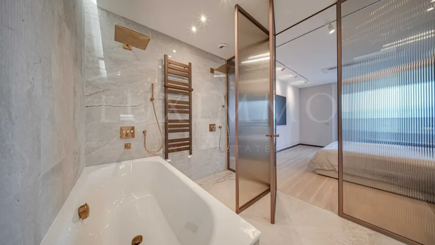 Spacious Designer Apartment with Panoramic Vitosha Views - Image 2