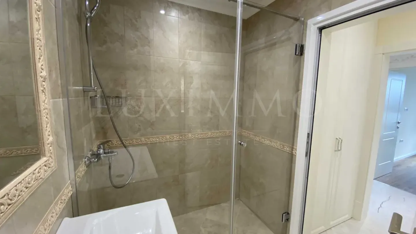 Spacious, Fully Furnished 2-Bed Apartment in Varna's Heart - Image 4