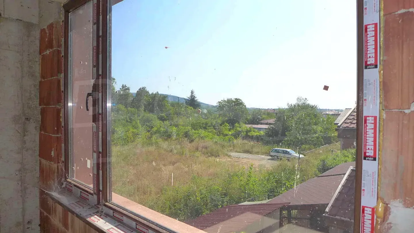Spacious New House Near Stara Zagora with Large Garden - Image 2