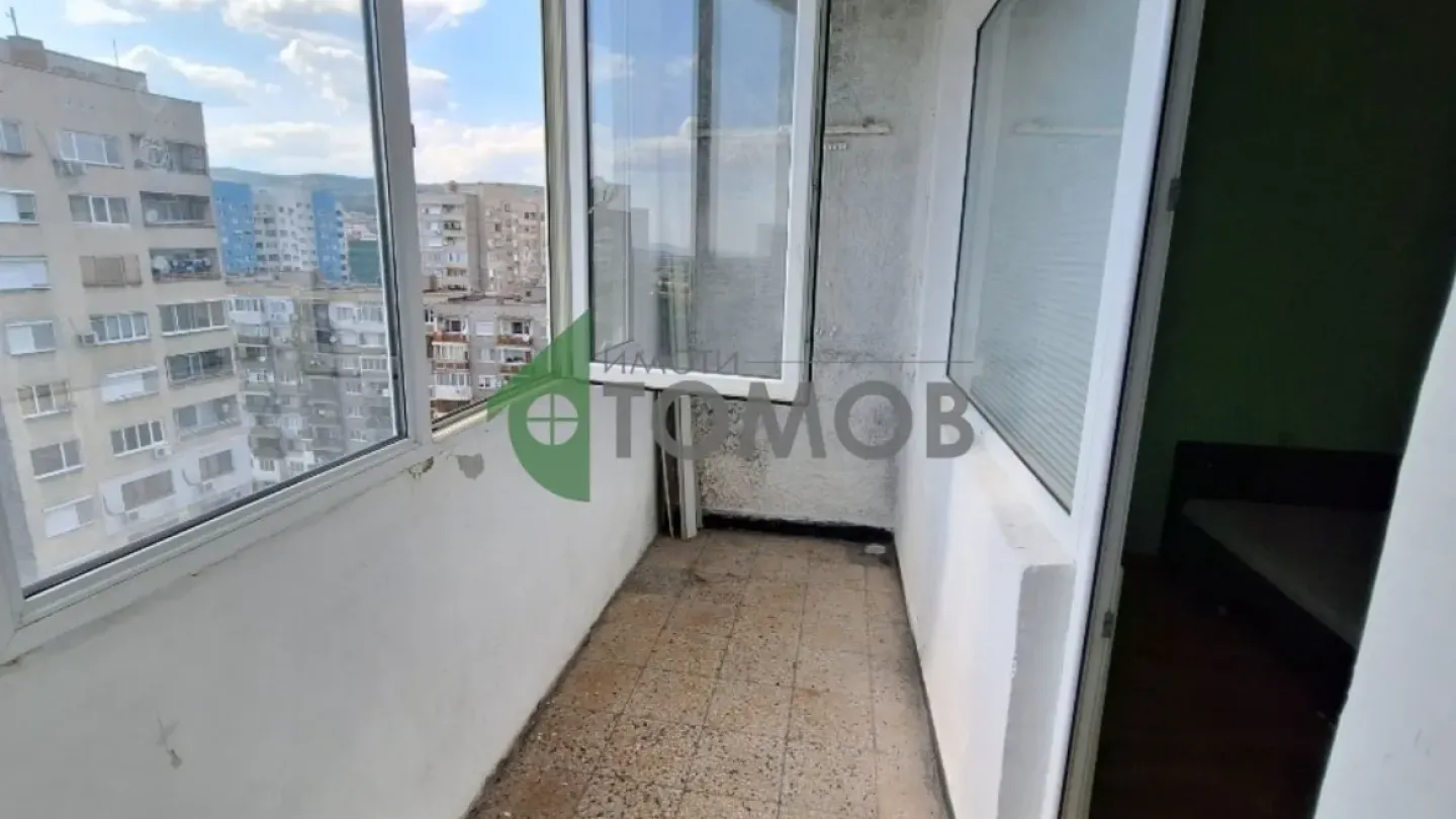 Spacious Two-Bedroom Apartment in Stara Zagora’s Opelchenski Quarter - Image 2